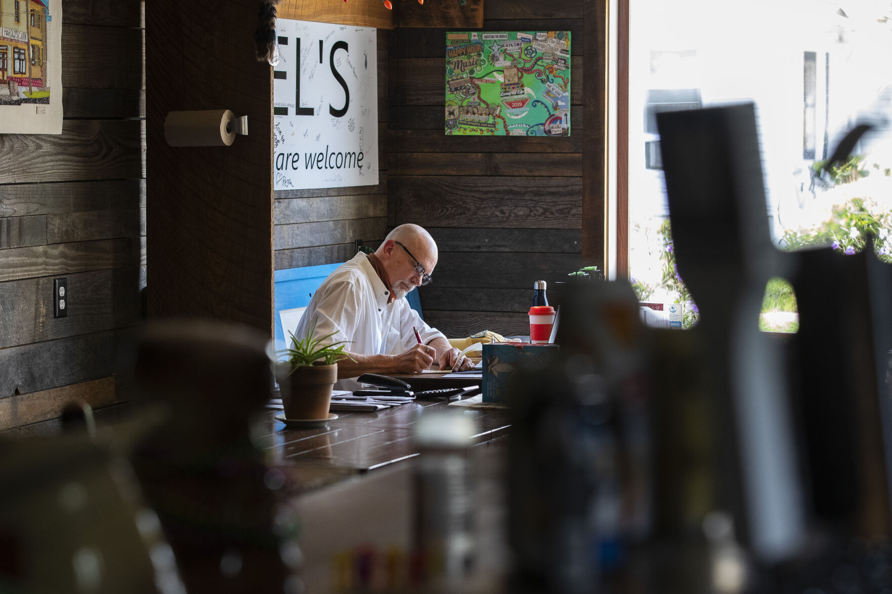 working in restaurant.jpg (copy)
